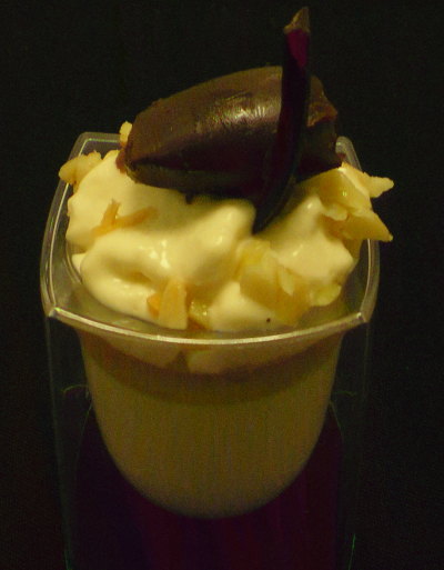 Texturas de crema catalana con gelatina de ron añejo